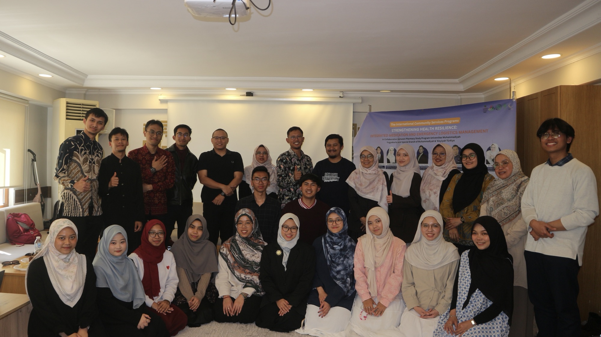 Uluslararası Toplumsal Hizmetler Programı: Universitas Muhammadiyah Yogyakarta’nın Muhammadiyah – ‘Aisyiyah Türkiye ve Sakarya Üniversitesi ile Aile Düzeyinde İlaç Yönetimi ve Acil Lojistik Güçlendirme Çalışması